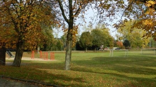 - Sportplatz Hanum -