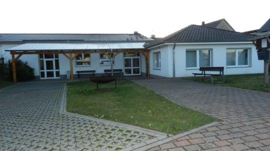 - Dorfgemeinschaftshaus / -saal Lüdelsen -