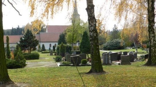 - Friedhof Lüdelsen -