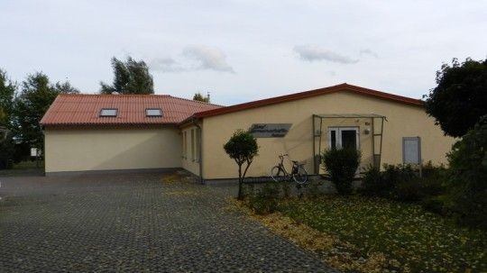 - Dorfgemeinschaftshaus Jübar -