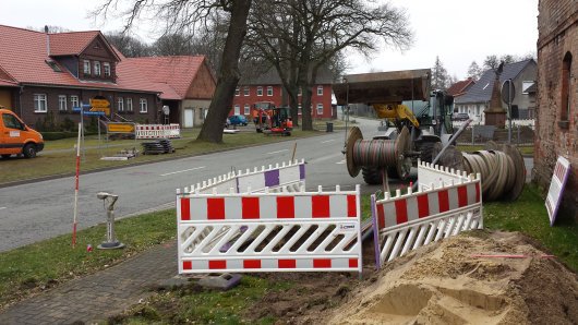 - Nettgau - die Freileitungen kommen unter die Erde -