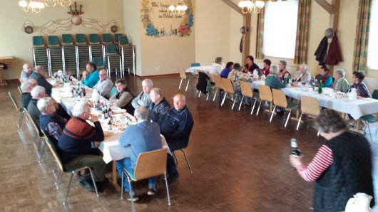 20170427 - Nettgau - Thüringer auf dem heutigen Rentnertreff -