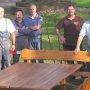 20170514 - Wendischbrome - Förderverein erstellt Sitzgruppe -
